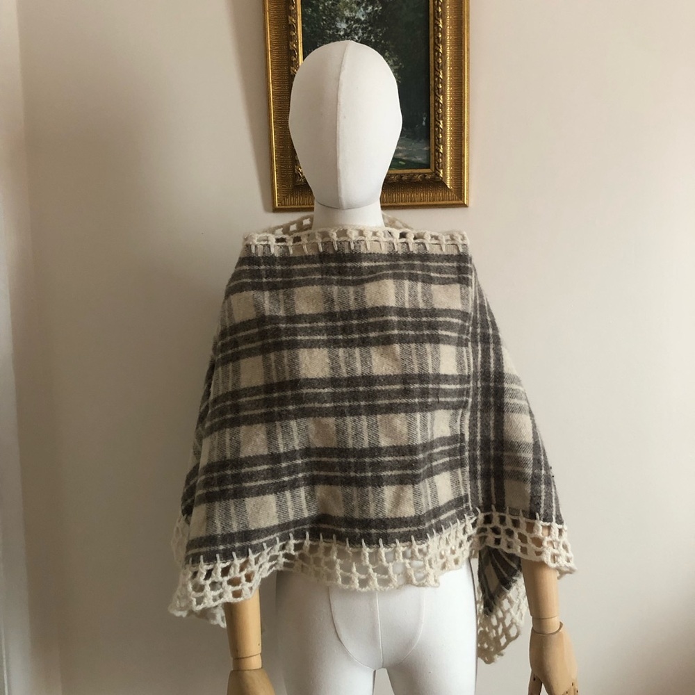 Vintage poncho